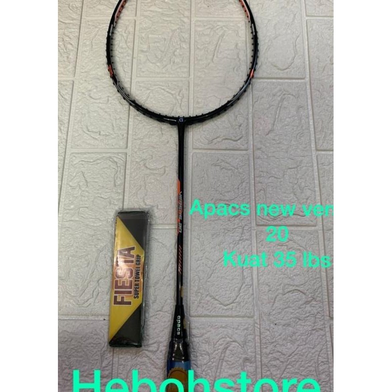 Raket badminton APACS VERSUS 20 kuat 35 lbs + grip original Terlaris