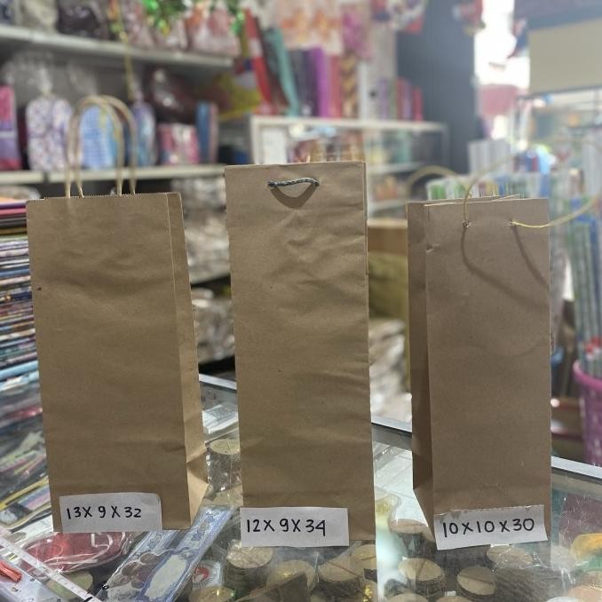 

] Paper Bag Botol 12 x 9,5 x 34 cm / Goodie Bag Botol / Kantong Wine