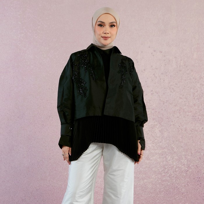 HijabChic x Tiqasya Blenny Caviar Black Outer - Outer Lebaran Sarimbit Organza Premium Payet Pleats