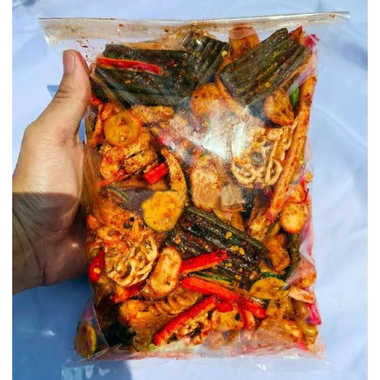 

BERGARANSI Cemilan Kerupuk Seblak Mix Pedas Aroma Daun Jeruk 500gr - Camilan Kering Keripik Snack