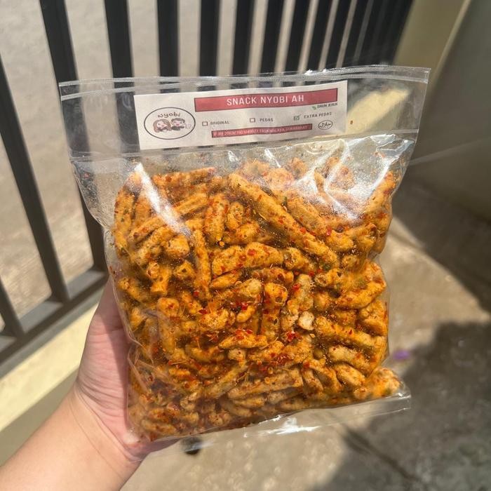 

TERLENGKAP BASRENG VIRAL PEDAS GURIH DAUN JERUK - 150 gr Food Cemilan Snacks
