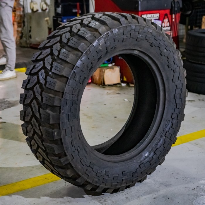 Maxxis Trepador Radial 35X13 R20 Ban Mobil