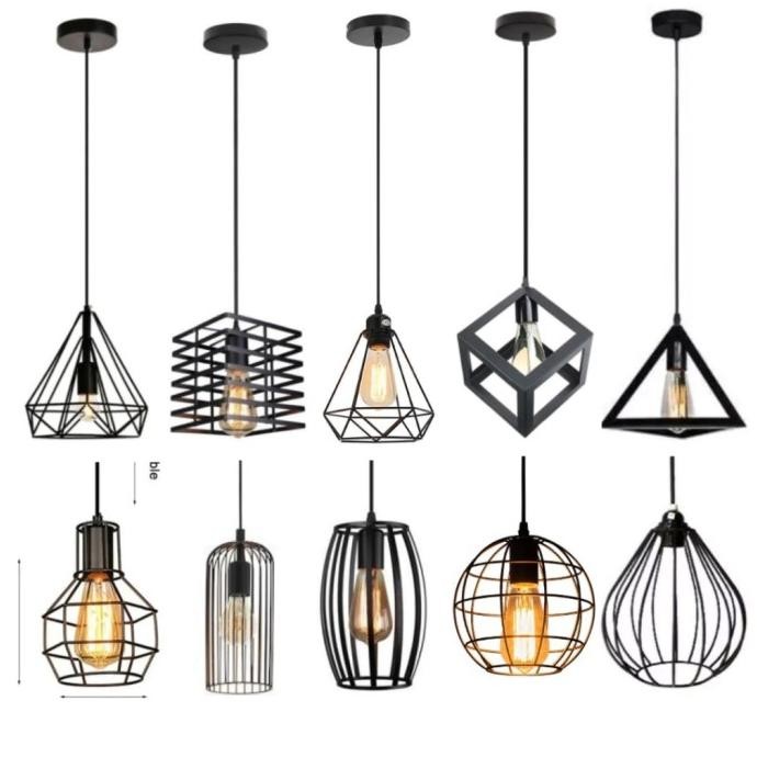 Lampu - Lampu Gantung Cafe Outdoor