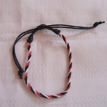 .........] Gelang benang tridatu polos