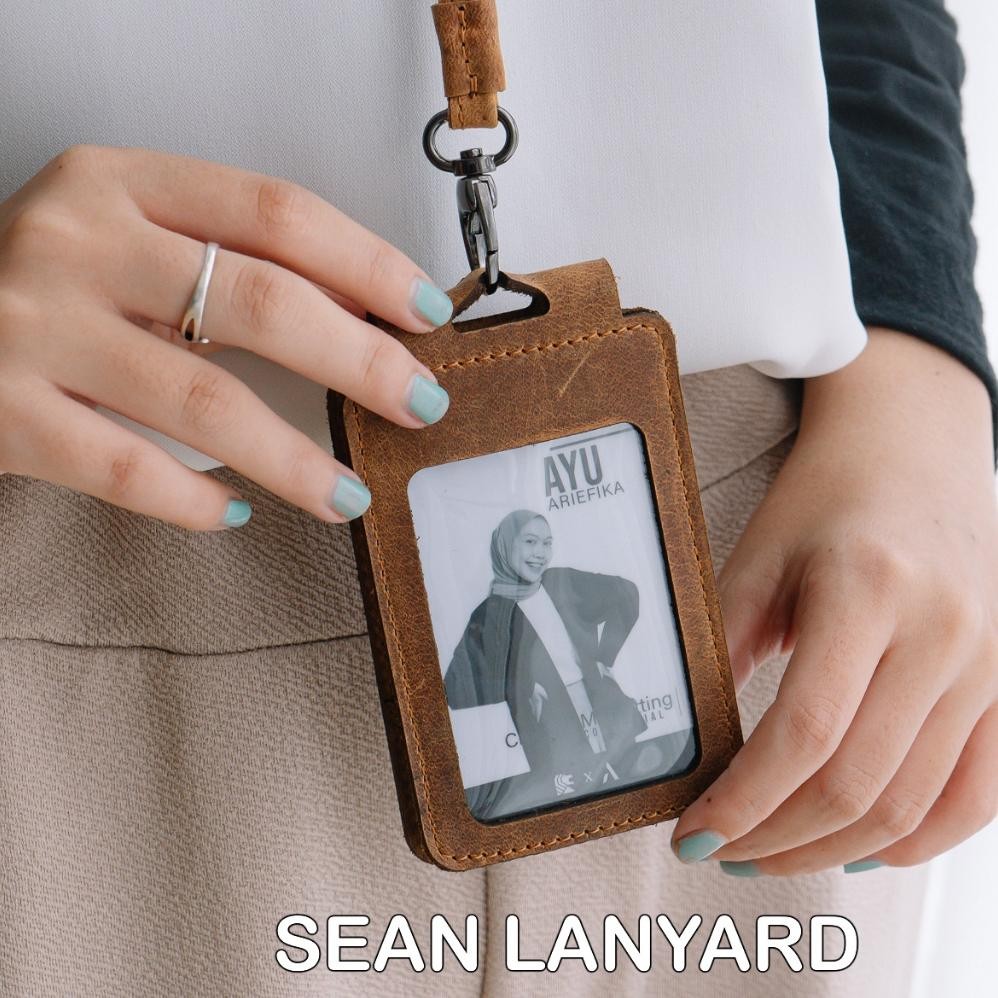 

Lanyard Name Tag Card Holder Gantungan ID card Magnet Kulit Asli 2 Layer ART LEATHER