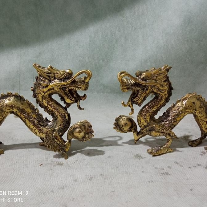 ,,,,,,,] patung Naga Dragon besar