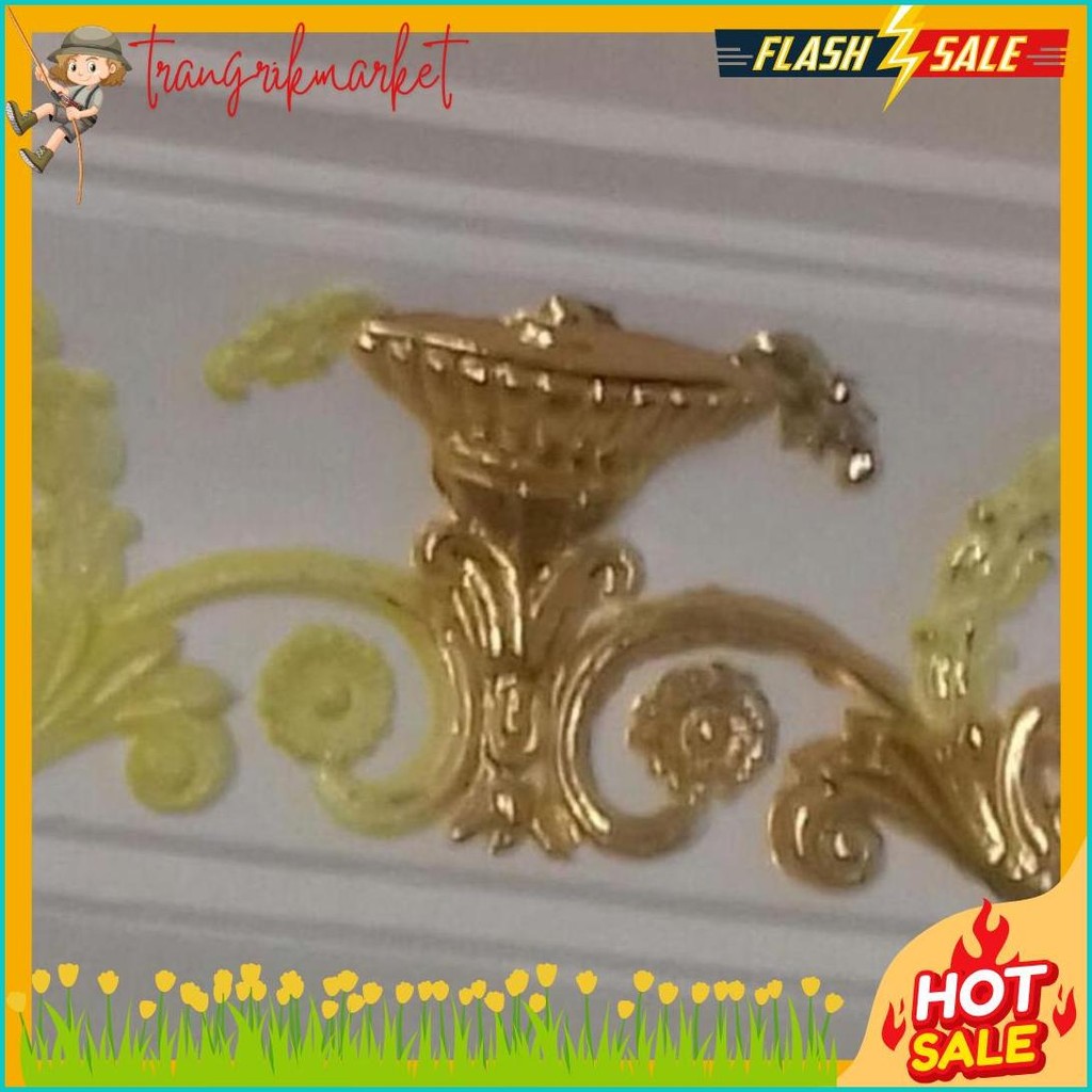 

Lem Prada Diskon Setengah Harga