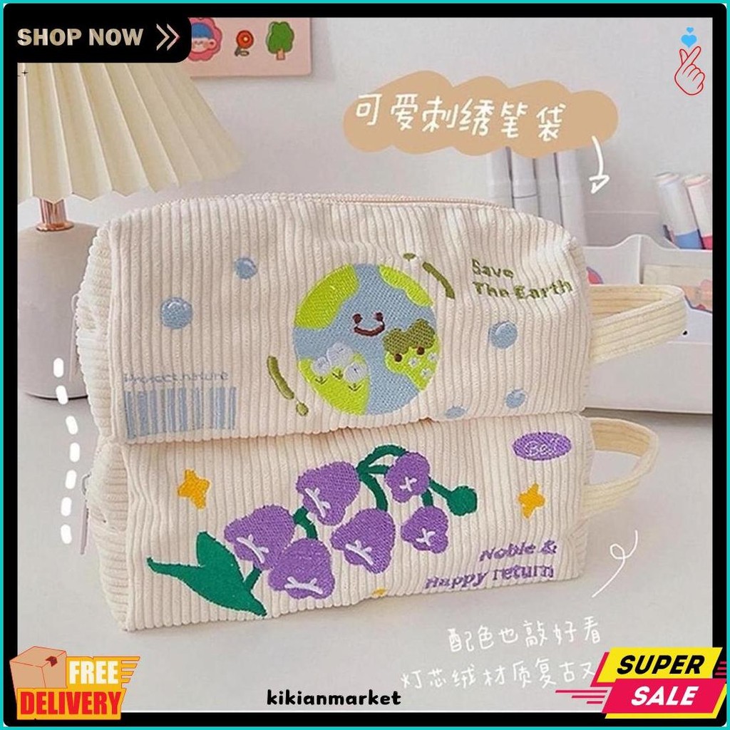

Kensho Pouch Aesthetic Kain Corduroy Handle Lucu Import / Kotak Pensil Kain / Tempat Makeup / Cute Terlaris! Produk Ini Banyak Dicari