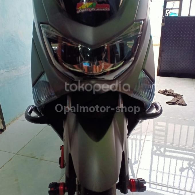 crashbar dudukan lampu tembak dan pelindung body Nmax old