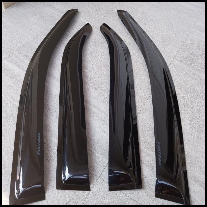 Talang Air Mobil Fortuner Vnt 1 Lebar