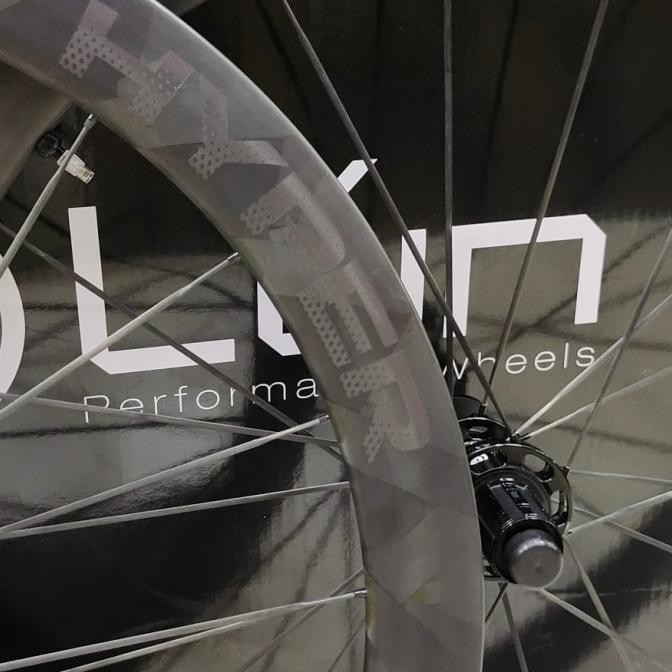 Wheelset Carbon WINSPACE HYPER LUN 700c 50mm disk break TA .