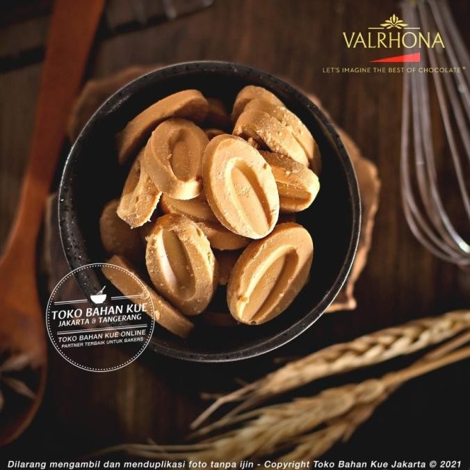 

Grosir Valrhona Dulcey 32% 1Kg Blond Chocolate Couverture Cokelat Cream