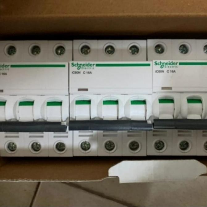 Mcb 20A 3P Ic60N Schneider New Stok