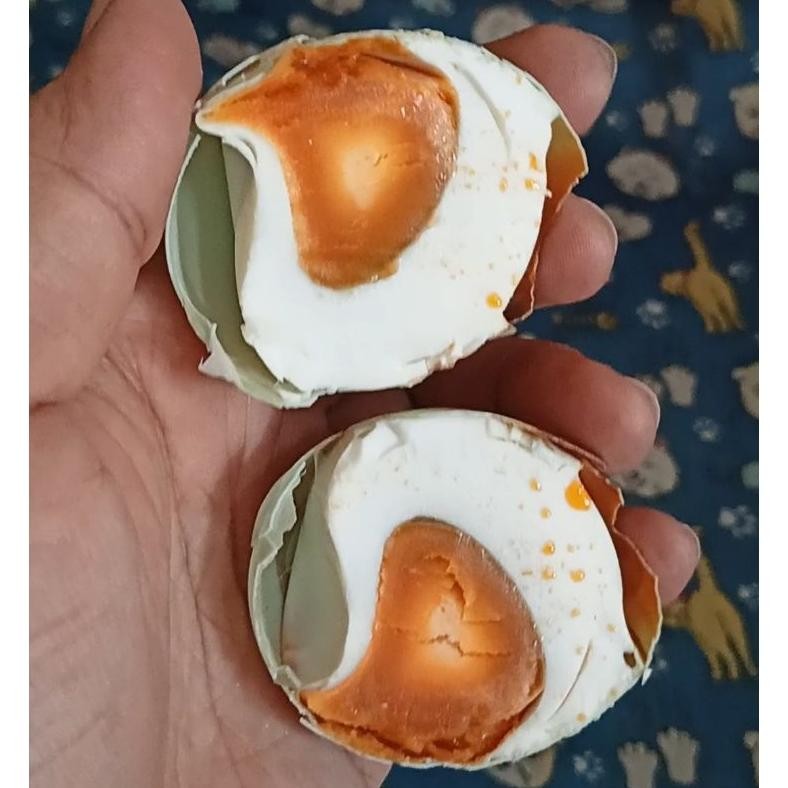 

Tgc-1924 Telur Asin Masir Matang Khas Solo (15 Butir)