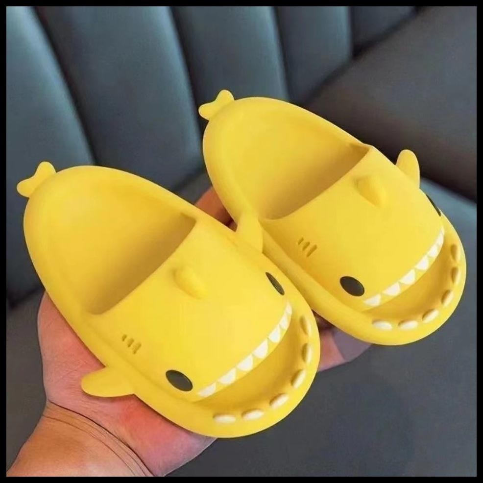 SANDAL ANAK/SENDAL HIU ANAK/SENDAL HIU ANAK PEREMPUAN/SENDAL HIU ANAK KECIL