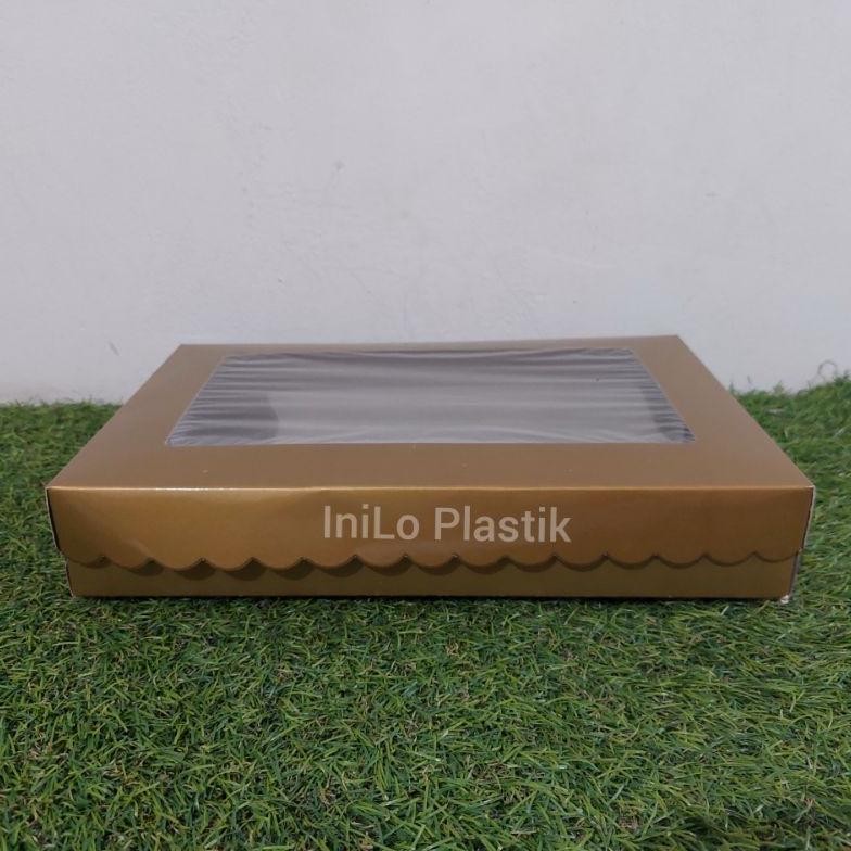 

Murah Meriah fg-87 @10pcs Box / Dus / Kotak Kue Hampers Emas Gold 20x30x5 cm / Dus Gold KM Kaca Original Premium
