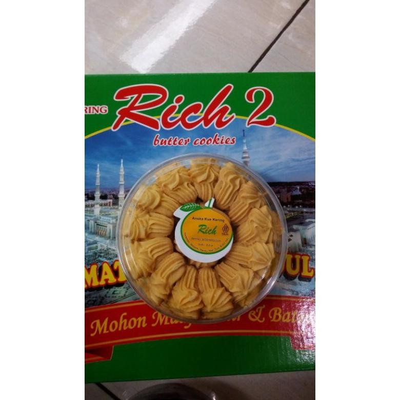 

Kue kering RICH 2 /hampers lebaran / kue kering toples campur isi 6 toples(isian kue 200gr-250gr )+ Free kartu ucapan (kue kering Sesuai foto)