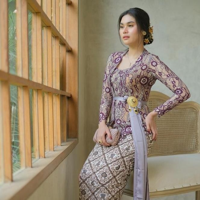 Kebaya Claire | Kebaya Bali Kebaya Modern Pakaian Kondangan Kebaya Brokat Kutubaru Kebaya Wisuda Keb