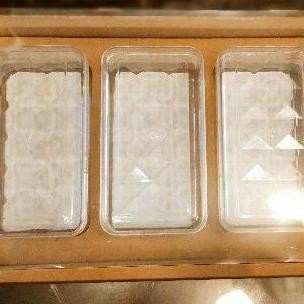 

Box Hampers Kue Kering Triplet (per 6pcs)