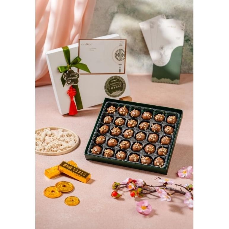 

Cookies Box Nastar Ori Keju Wijsman Skippy Chocopeanut by Cara&Mel Caramelmedan | Kue Kering Hampers Cookies Imlek Sincia CNY 2025 Chinese New Year Premium Enak Cantik Bagus Mewah Hadiah Kado Parcel Bingkisan Halal