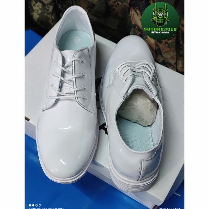 sepatu pdh pdu jatah tni al warna putih kilap tidak perlu disemir