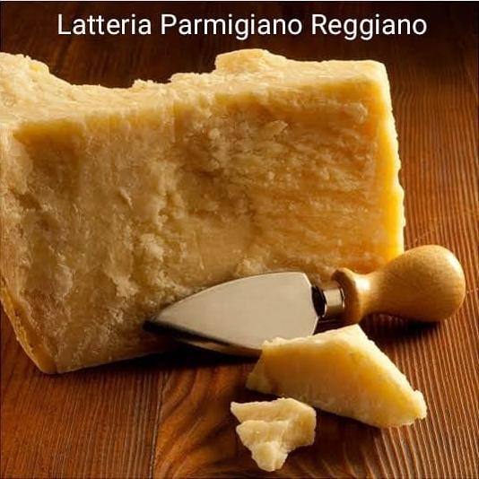 

Parmigiano Reggiano Latteria Cheese 1 Kg Best Seller