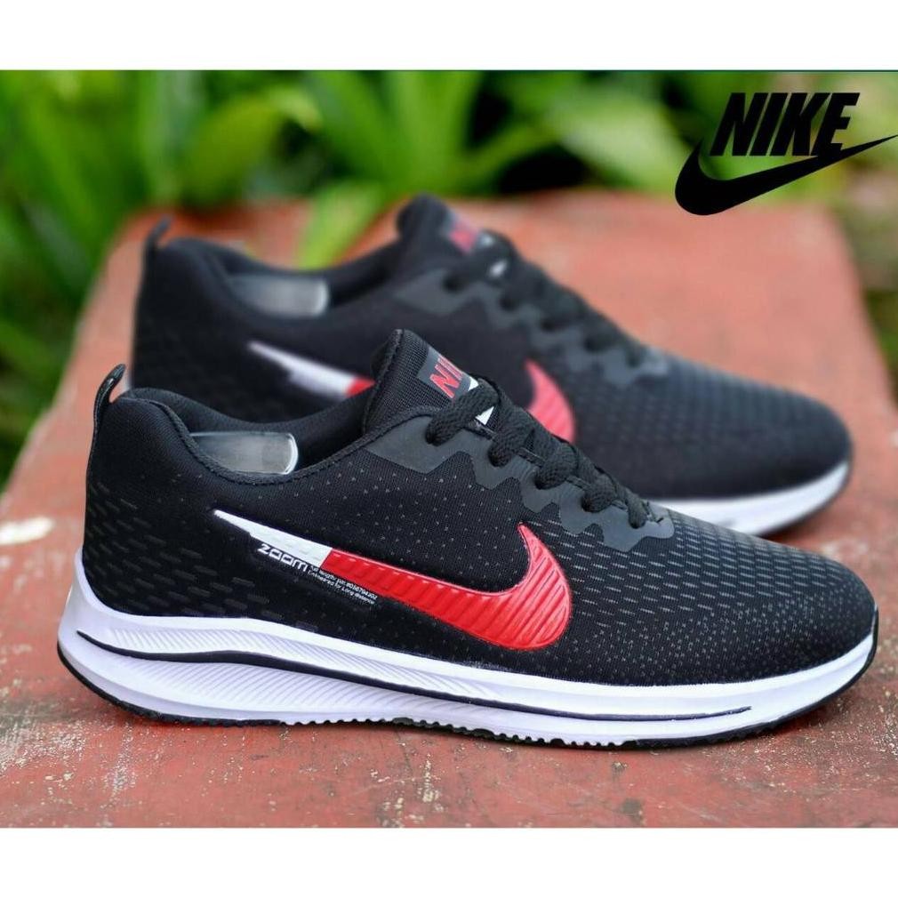 SEPATU OLAHRAGA LARI PRIA NIKE ZOOM FLYKNIT