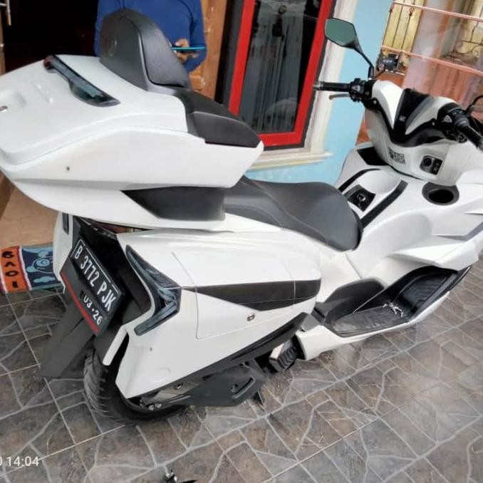 Topbox Box Tengah Honda PCX 160 Model Goldwing