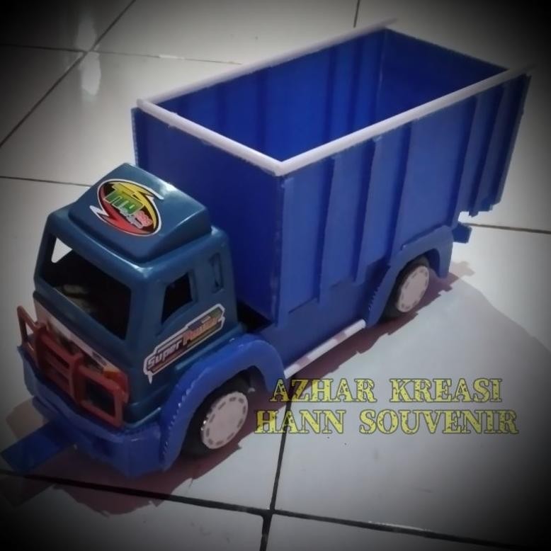 Mainan truck oleng plastik modifikasi