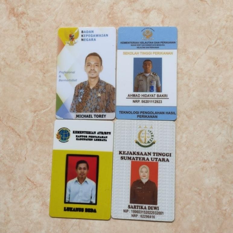 

gjk-25 lij-56 Custom Id Card / Costum Id Card Hemat Murah