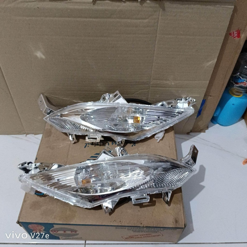 lampu sen depan kanan kiri spacy fi