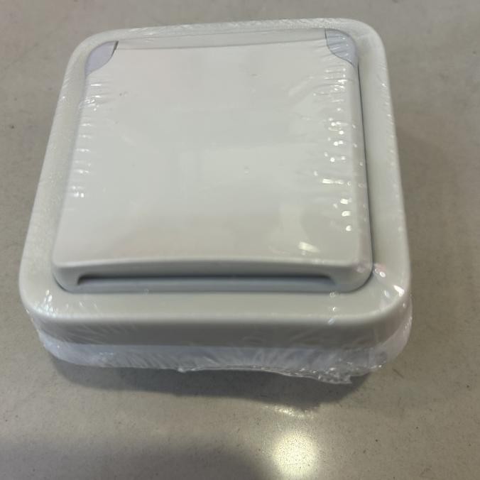 Spesial Legrand Stop Kontak Waterproof Inbow 069869