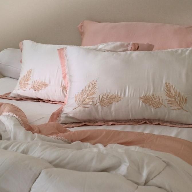 Sprei Tencel Bordir Soulmate Bedsheet