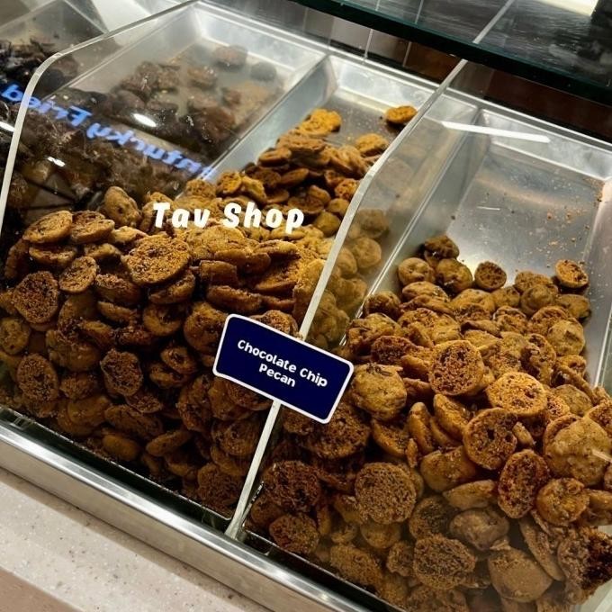 

Grosir Famous Amos Cookies [Fresh] Hand Carry Malaysia