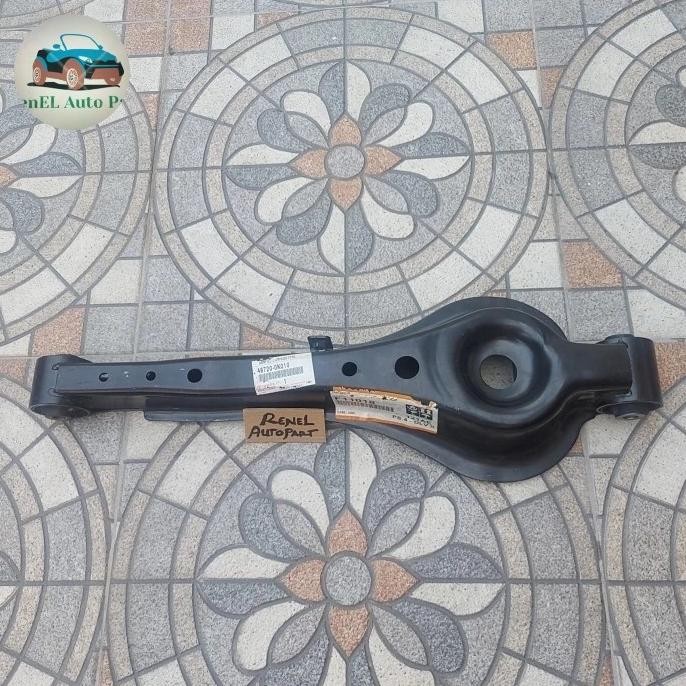 Lower Arm Dudukan per Keong Belakang Innova Bensin Diesel ORIGINAL ....