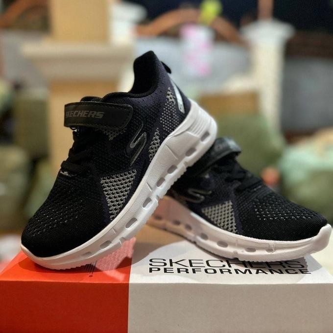 Sepatu Anak Sekolah Skechers Premium Hitam Putih Laki Laki Perempuan