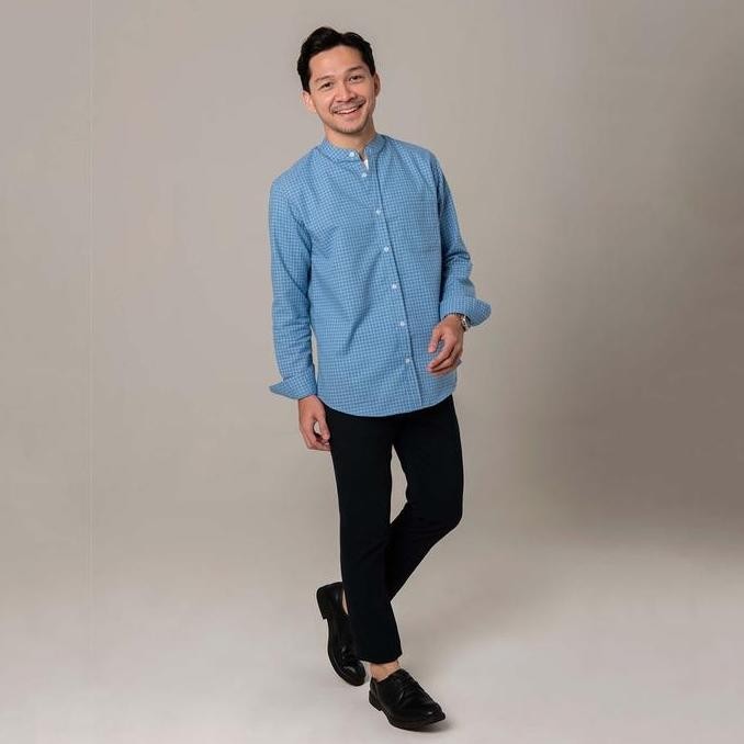 Promo Kemeja Kotak Garis Pria Woodcutter Plaid Collarless Shirt Kerah Shanghai - Light Blue Lengan P