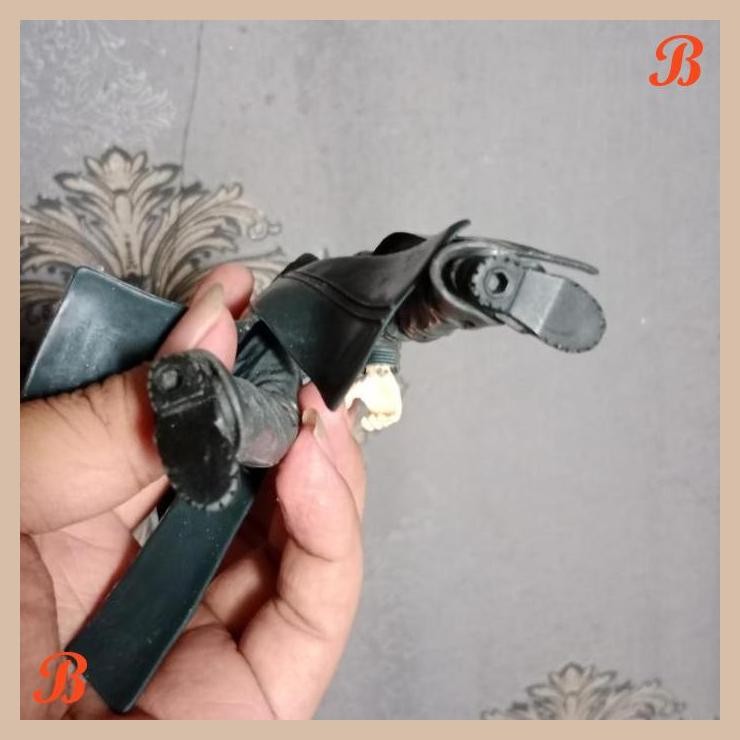 [MFA] FIGURE DR DOOM MARVEL HEROES TOY BIZ TOYBIZ