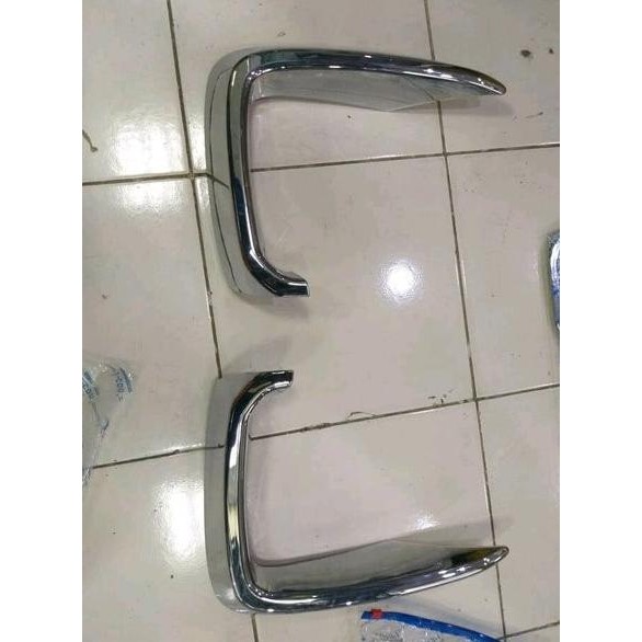 Garnish Ring Cover Fog Lamp Lampu Kabut All New Ertiga 2018 2019 2020 - Asli