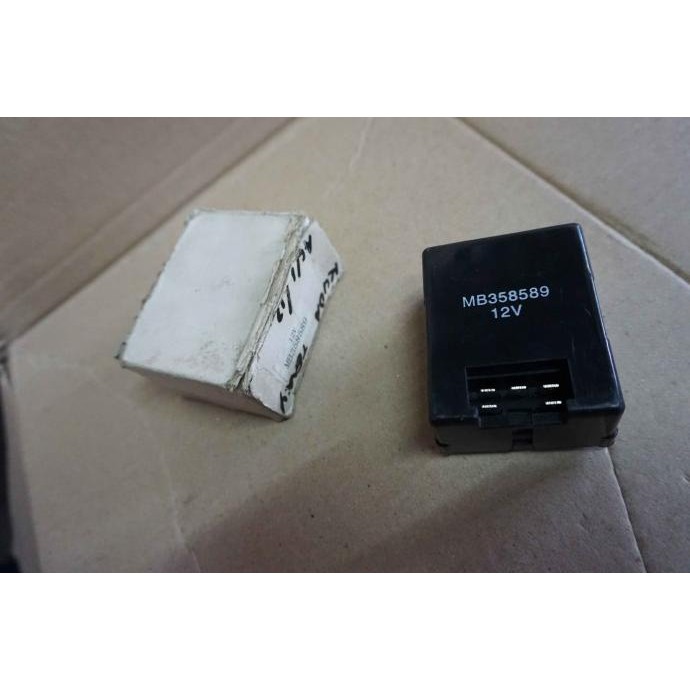 Relay Control Unit Fuel Pump 12V Mitsubishi Kuda 1.6 - MB358589 ECU & Kelistrikan Mobil