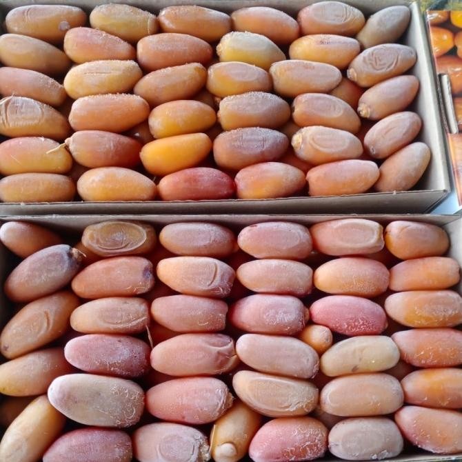 

Kurma Ruthob Libya 1 Kilo Premium Panen Baru