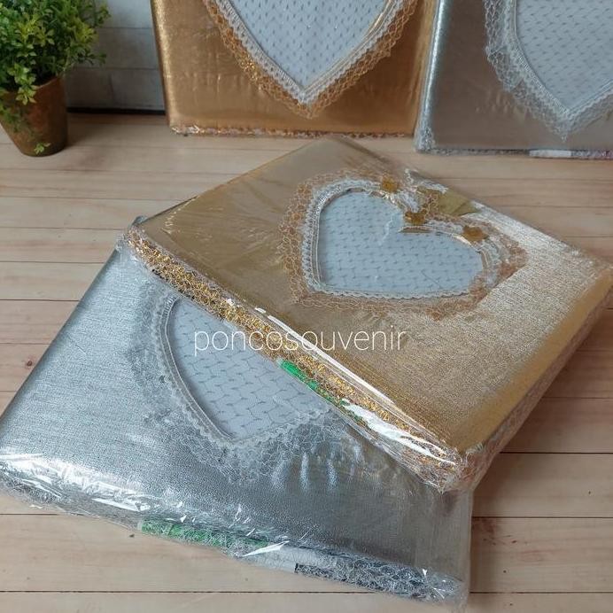 

ready !!! 2 BUKU TAMU RENDA WARNA EMAS/ PERAK