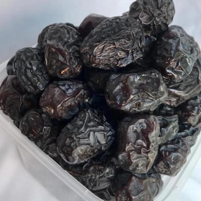 

kurma nabi 500g/ kurma ajwa grade A kemasan
