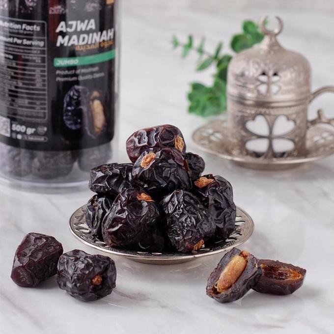 

Kurma Ajwa Madinah Jumbo Premium VIP Original 100% / Kurma Nabi Asli Saudi / Kurma Grade 1 A / Ajwah Azwa Aliya Aliyah bakulsaudi