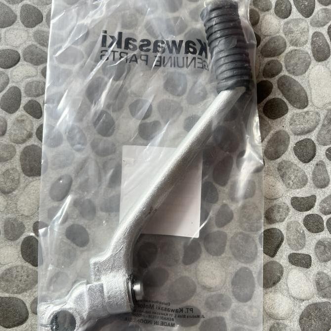 SELAHAN KICK STATER NINJA R