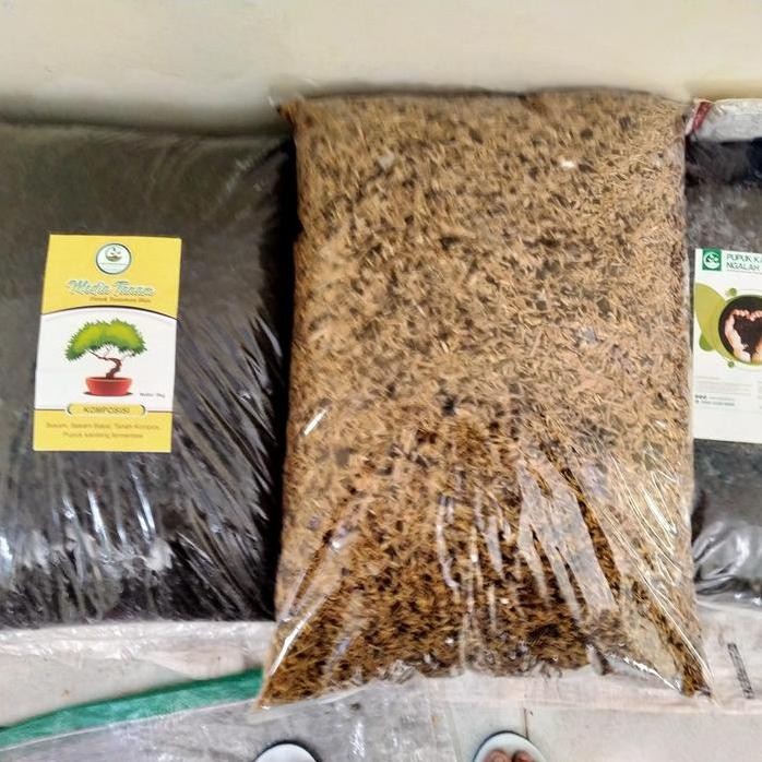 

Terlaris Media Tanam Ngalah Dibuat Dari Sekam,Tanah Kompos,Pupuk Kandang Fermen