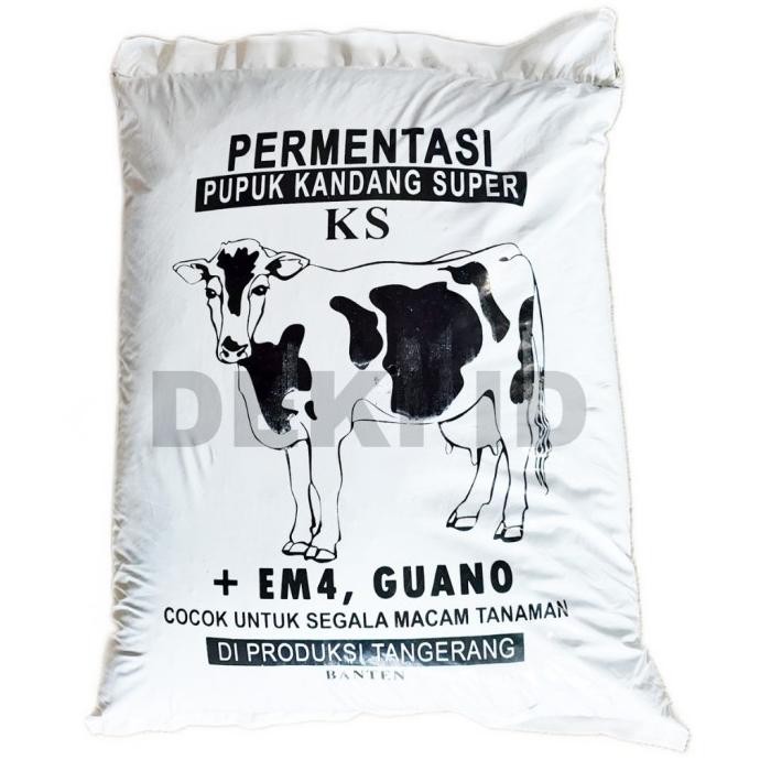 

Terlaris Pupuk Kandang Organik Kohe Sapi Besar Via Kargo Halus Fermentasi