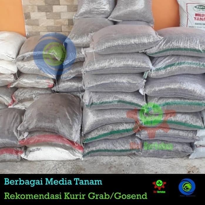 

Terlaris Pupuk Kandang Kotoran Kambing