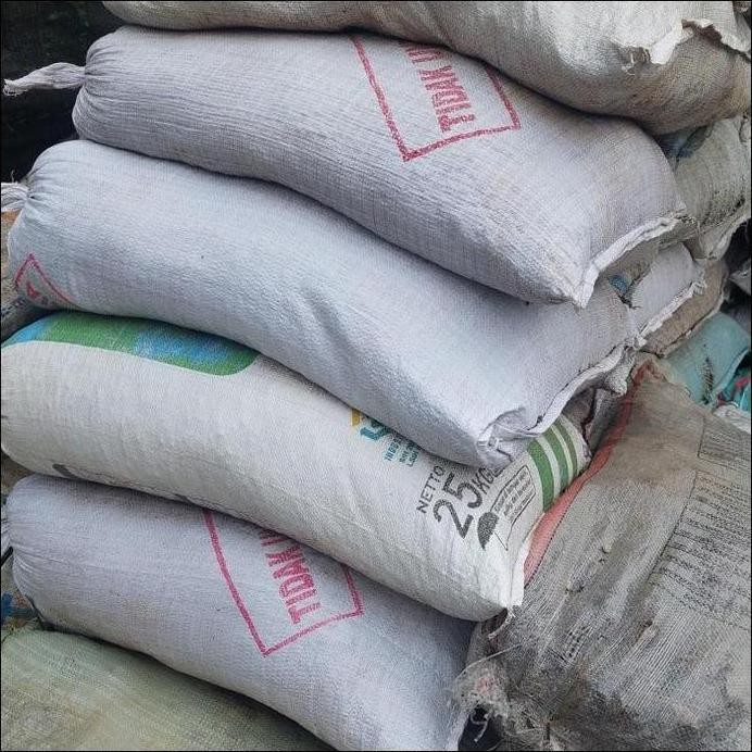 

Terlaris Terlaris Pupuk Kandang Kambing Murni Bersih Karungan