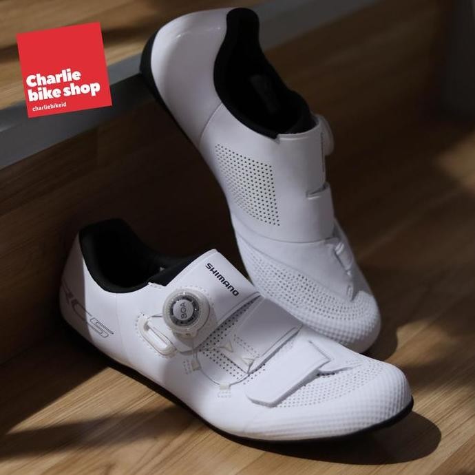 Shimano - Sh-Rc502 Women'S Road Bike Shoes - White